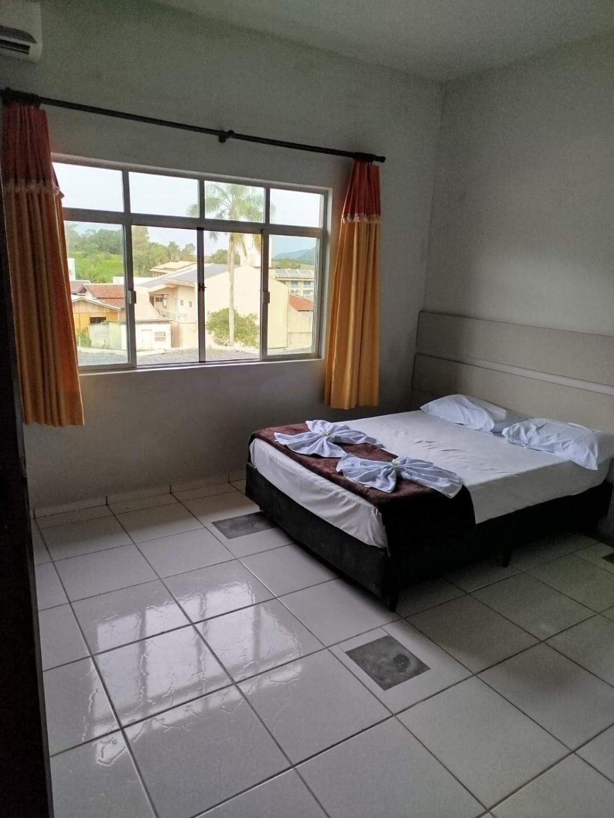 פנייה Hotel Panoramico מראה חיצוני תמונה